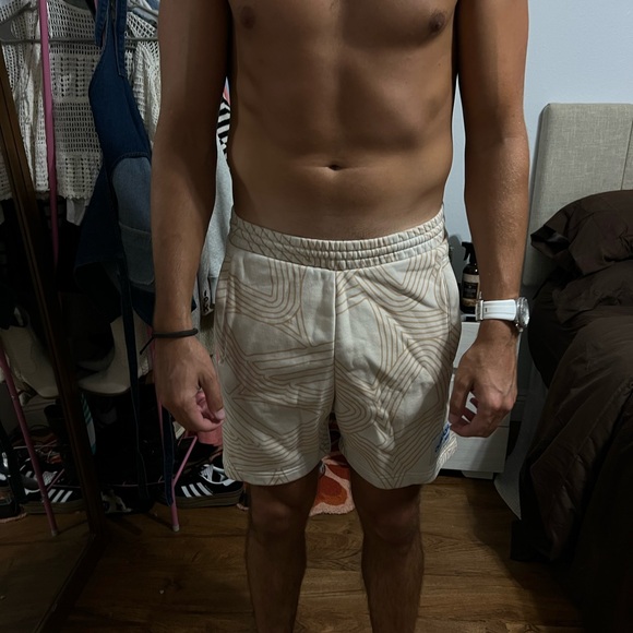 ADIDAS men’s shorts - Picture 2 of 8